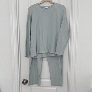 LAKE Green Striped Pajamas Set Sz L EUC